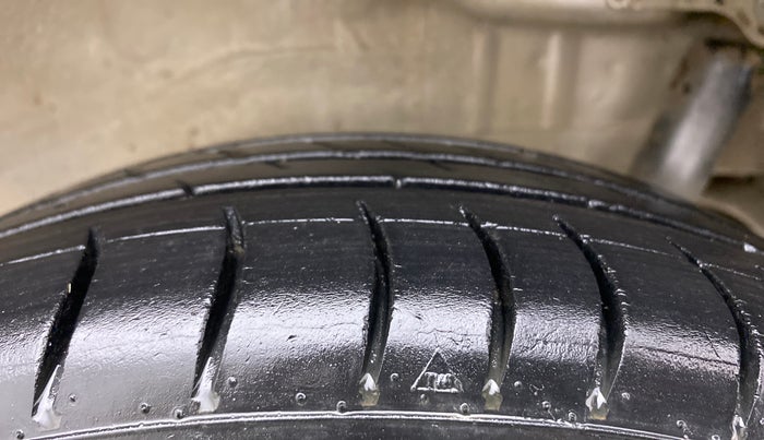 2012 Maruti Wagon R 1.0 VXI, Petrol, Manual, 46,514 km, Left Rear Tyre Tread