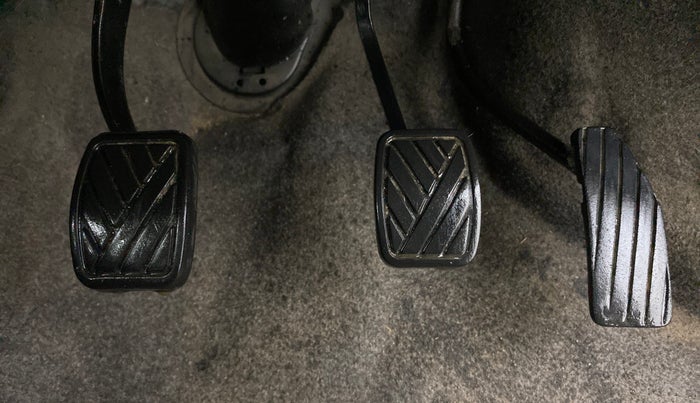 2012 Maruti Wagon R 1.0 VXI, Petrol, Manual, 46,514 km, Pedals