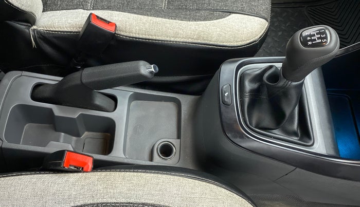 2020 Tata ALTROZ XM 1.2, Petrol, Manual, 15,451 km, Gear Lever