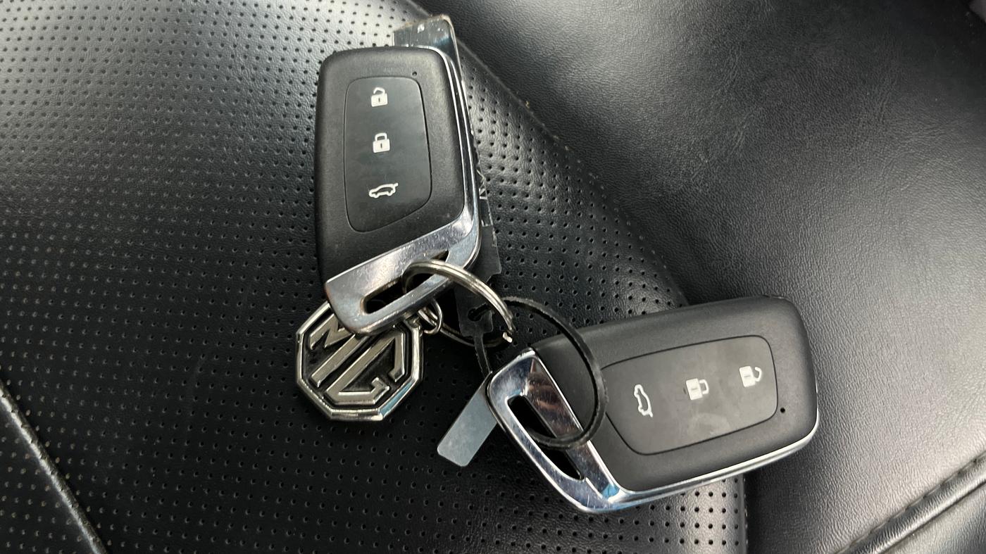 2021 MG HECTOR SHARP 2.0 DIESEL, Diesel, Manual, 84,678 km, Key Close Up