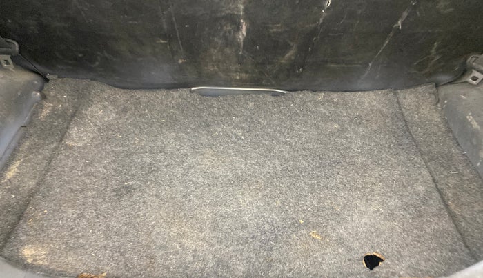 2017 Maruti Alto 800 LXI, Petrol, Manual, 44,795 km, Boot Inside