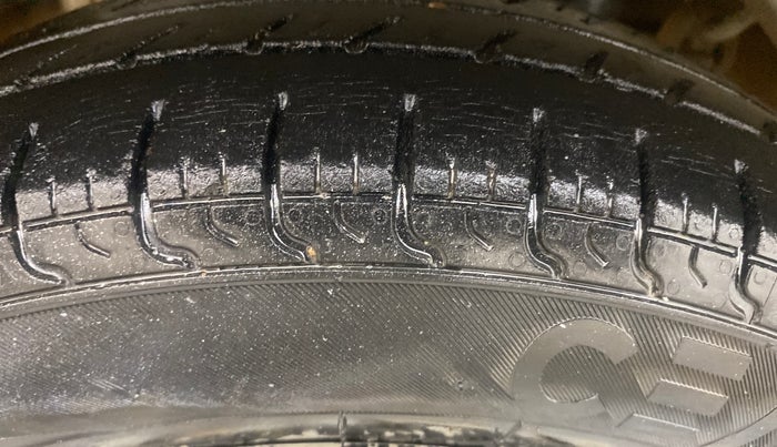 2017 Maruti Alto 800 LXI, Petrol, Manual, 44,795 km, Right Rear Tyre Tread
