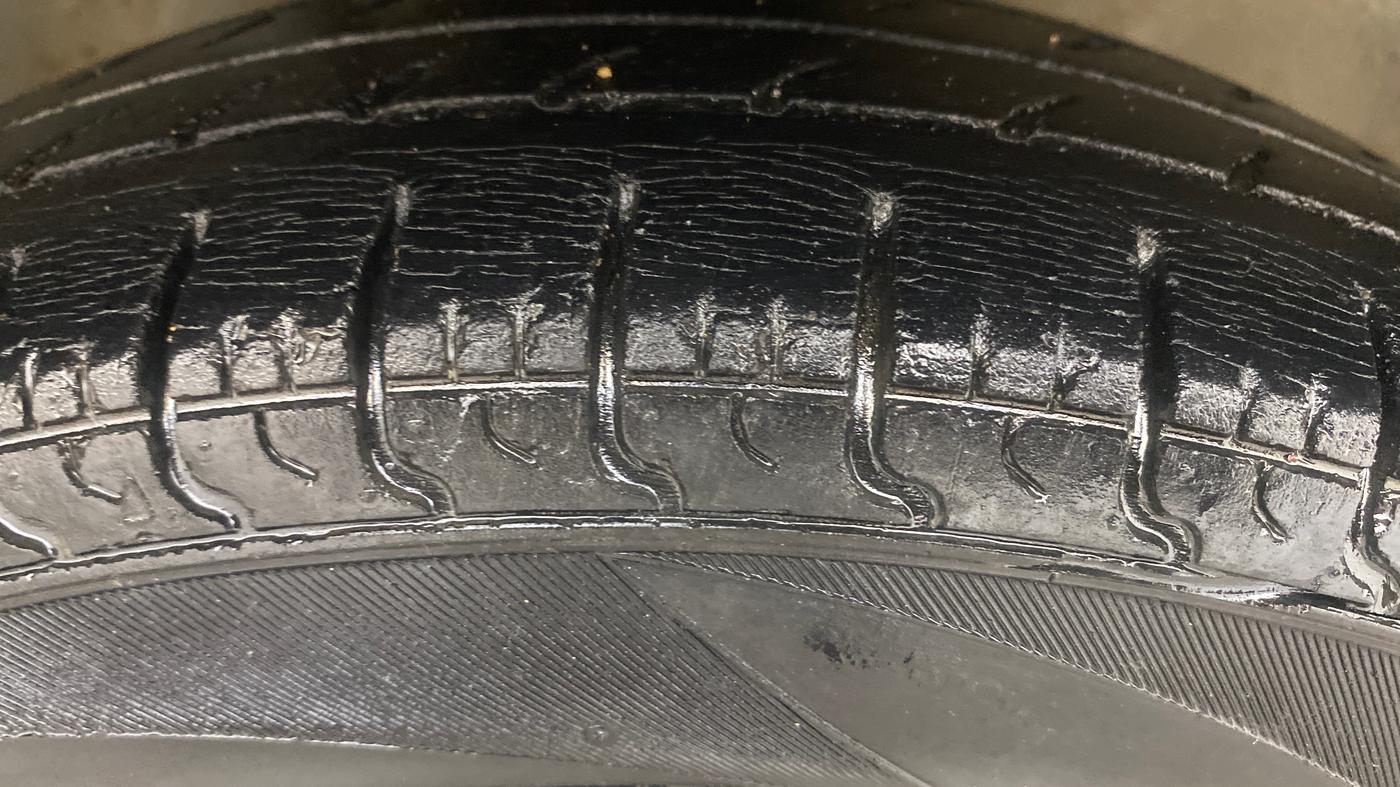 2017 Maruti Alto 800 LXI, Petrol, Manual, 44,861 km, Right Front Tyre Tread