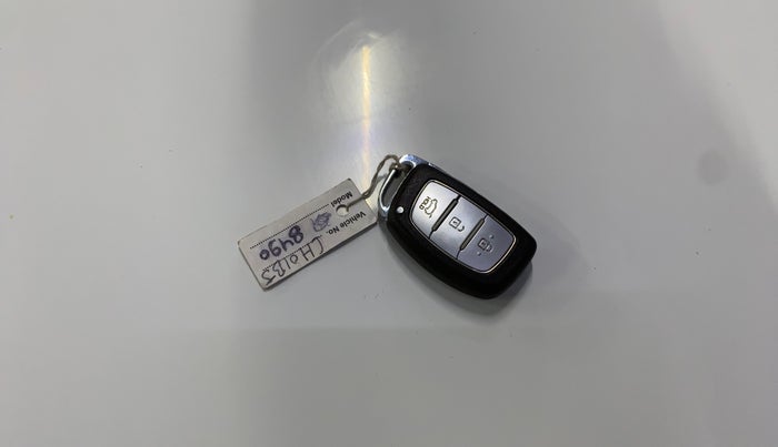 2016 Hyundai Elite i20 ASTA 1.2 (O), Petrol, Manual, 69,422 km, Key Close Up