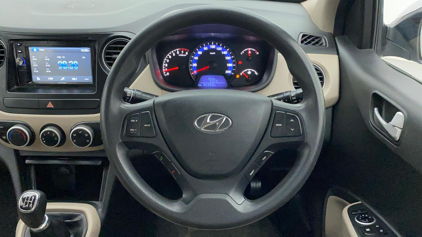 2016 Hyundai Xcent S 1.2 SPECIAL EDITION, CNG, Manual, 81,183 km, Steering Wheel Close Up