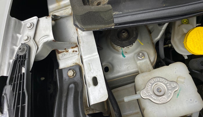 2021 Nissan MAGNITE XL TURBO CVT, Petrol, Automatic, 26,496 km, Right Apron - Apron is partially repaired