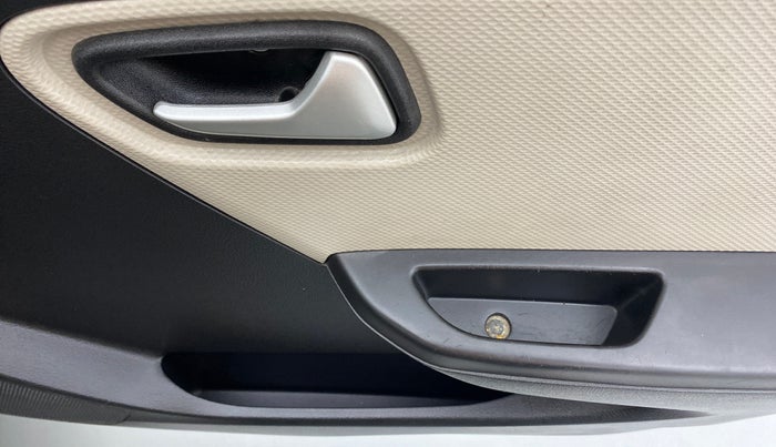 2019 Maruti Alto LXI, Petrol, Manual, 11,577 km, Driver Side Door Panels Control