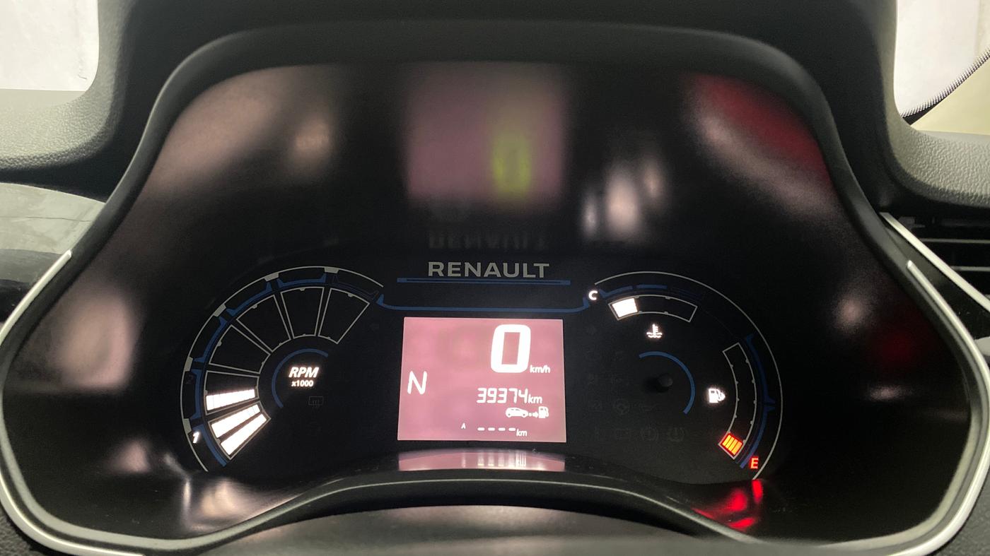 2020 Renault TRIBER RXL AMT, Petrol, Automatic, 39,373 km, Odometer Image