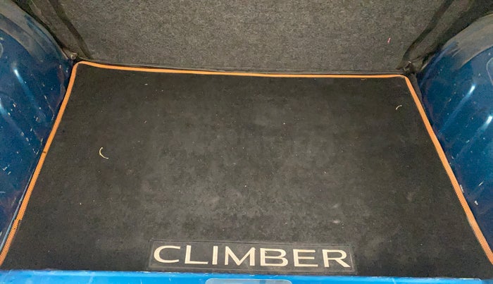 2020 Renault Kwid CLIMBER 1.0 (O), Petrol, Manual, 52,124 km, Boot Inside