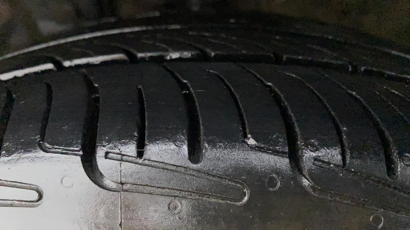 2019 Honda Amaze 1.5L I-DTEC V, Diesel, Manual, 91,661 km, Left Front Tyre Tread