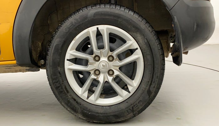 2021 Renault TRIBER RXL MT, Petrol, Manual, 37,334 km, Left Rear Wheel
