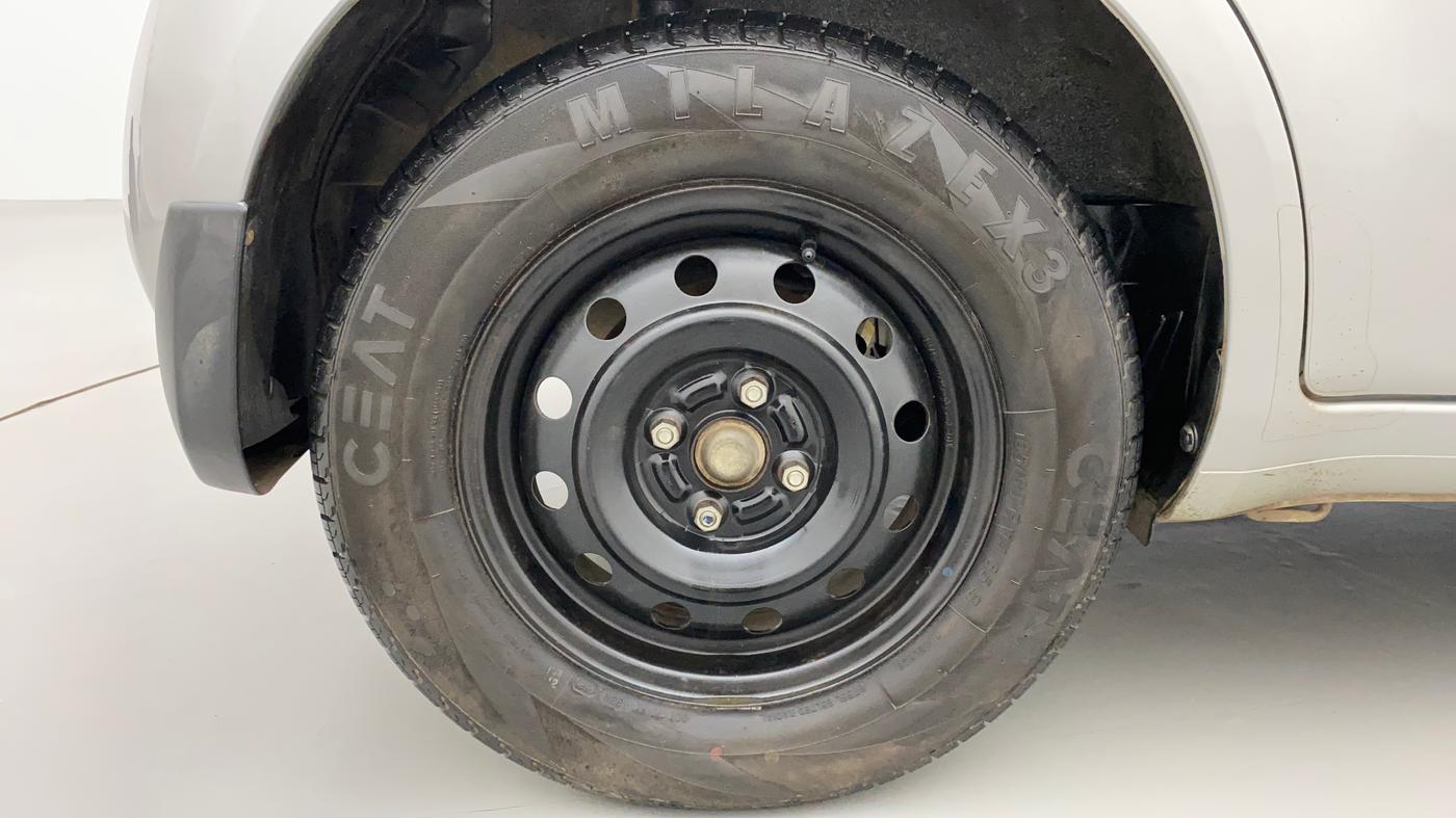 2010 Maruti Ritz VDI, Diesel, Manual, 96,425 km, Right Rear Wheel