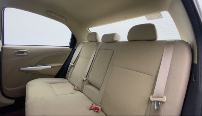 2017 Toyota Etios V PLATINUM, Petrol, Manual, 15,773 km, Right Side Rear Door Cabin