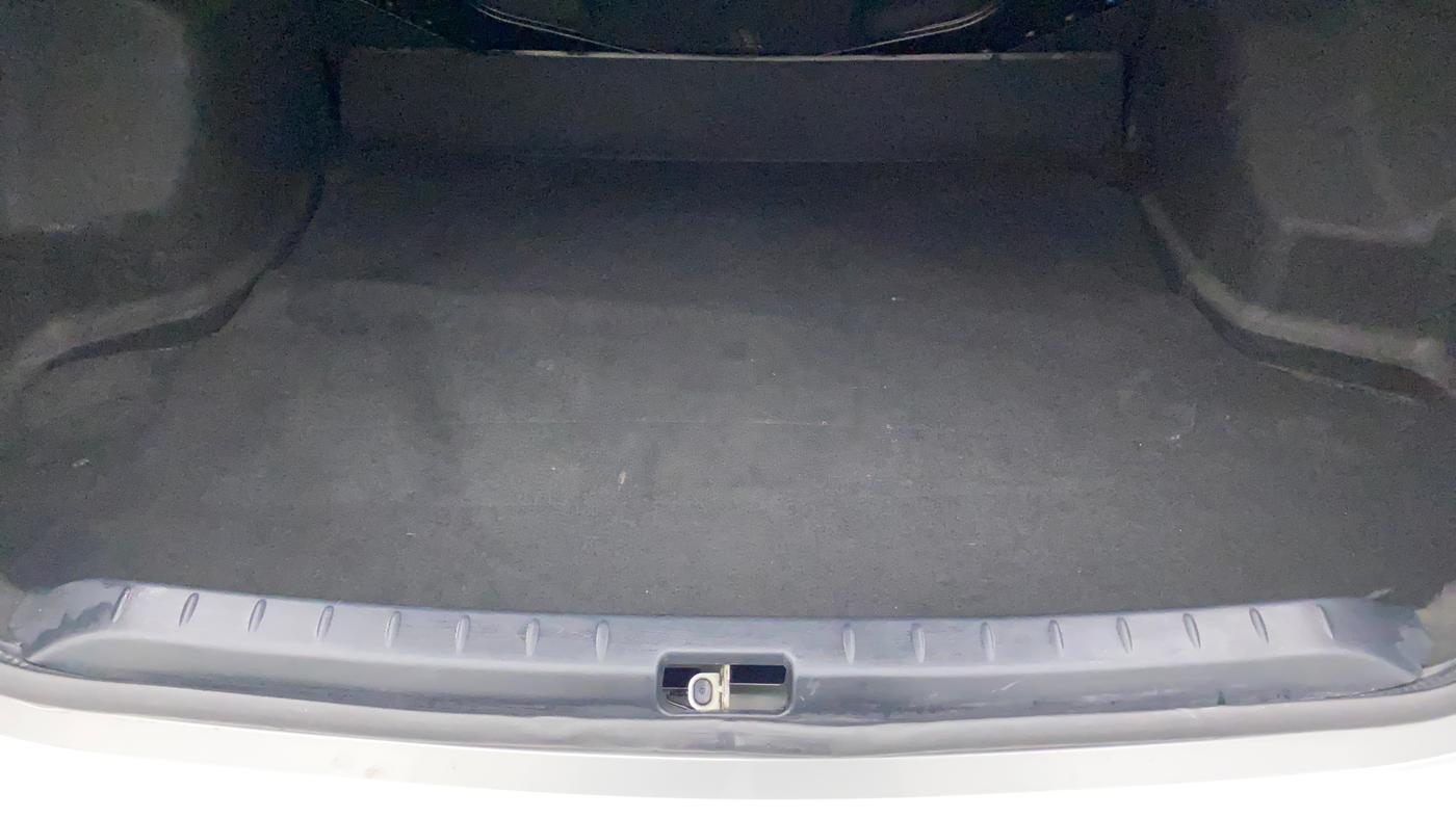 2017 Toyota Etios V PLATINUM, Petrol, Manual, 15,773 km, Boot Inside