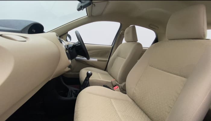 2017 Toyota Etios V PLATINUM, Petrol, Manual, 15,773 km, Right Side Front Door Cabin