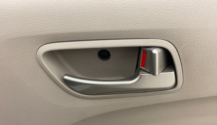 2018 Hyundai NEW SANTRO SPORTZ MT, Petrol, Manual, 39,549 km, Driver Side Door Panels Control