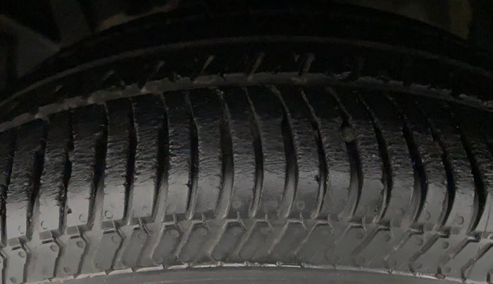 2017 Ford Ecosport TITANIUM 1.5L PETROL, Petrol, Manual, 56,547 km, Left Front Tyre Tread