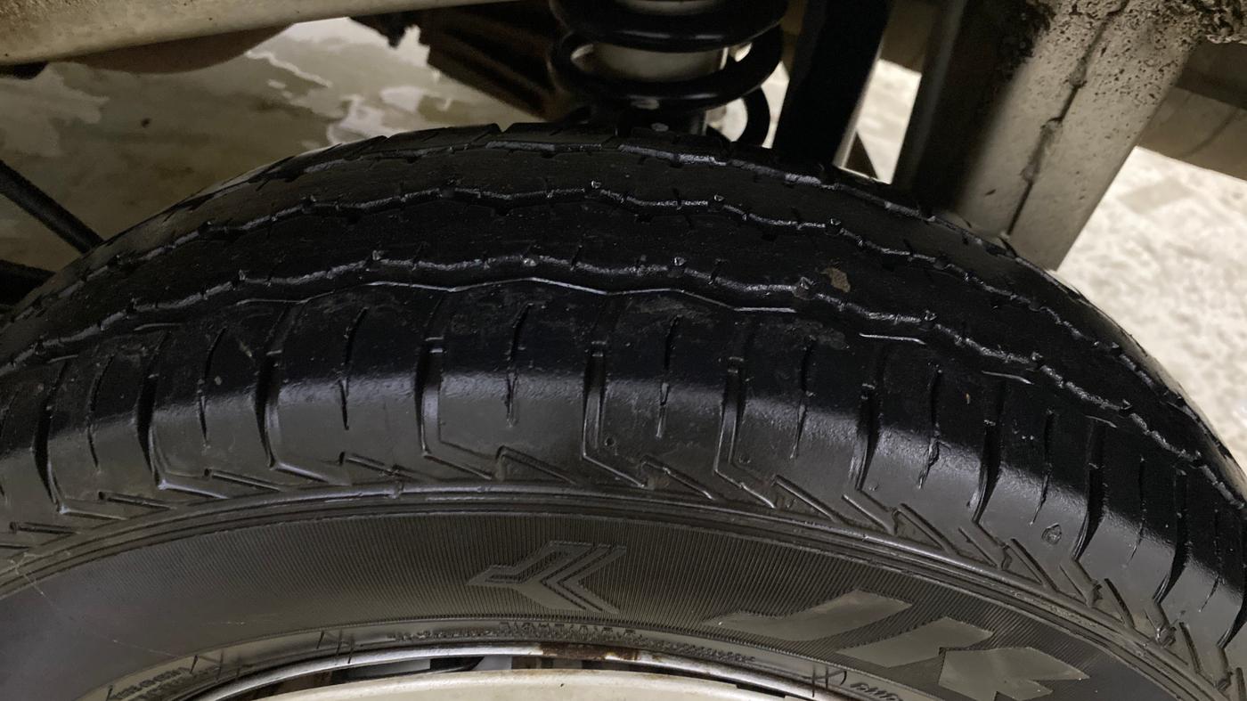 2023 Maruti Eeco 5 STR AC CNG, CNG, Manual, 49,215 km, Left Rear Tyre Tread