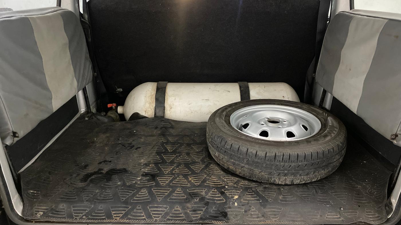 2023 Maruti Eeco 5 STR AC CNG, CNG, Manual, 49,215 km, Boot Inside