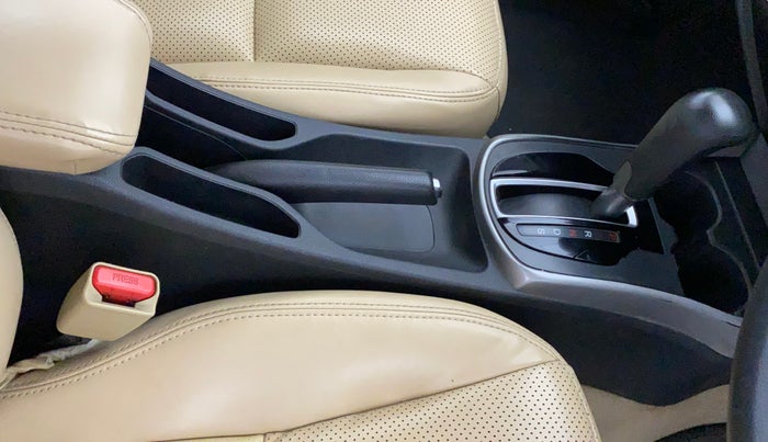 2020 Honda City 1.5L I-VTE V CVT, Petrol, Automatic, 61,912 km, Gear Lever