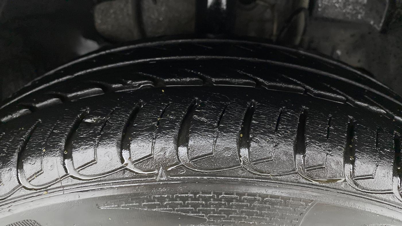 2019 Tata TIGOR XZ PLUS PETROL, Petrol, Manual, 20,300 km, Right Front Tyre Tread