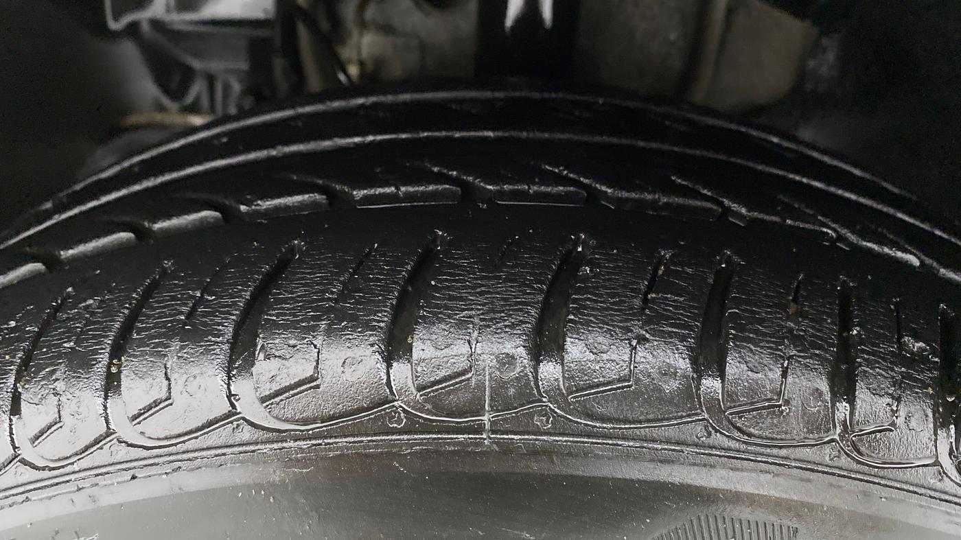 2019 Tata TIGOR XZ PLUS PETROL, Petrol, Manual, 20,300 km, Left Front Tyre Tread