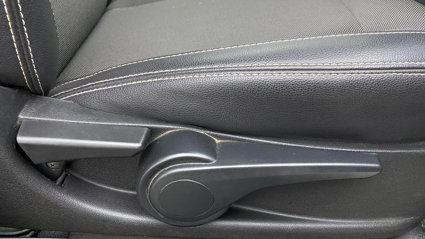 2019 Tata TIGOR XZ PLUS PETROL, Petrol, Manual, 20,300 km, Driver Side Adjustment Panel