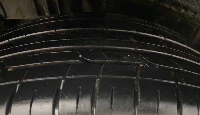 2022 Tata NEXON XM SUNROOF PETROL, Petrol, Manual, 16,608 km, Right Rear Tyre Tread