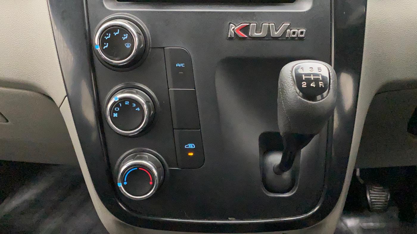 2017 Mahindra Kuv100 K4 6 STR, Petrol, Manual, 22,110 km, Gear Lever