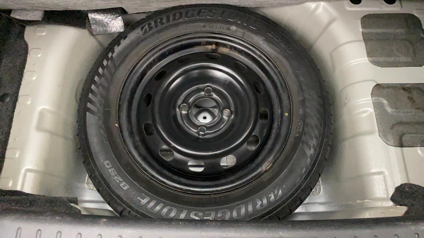 2017 Mahindra Kuv100 K4 6 STR, Petrol, Manual, 22,110 km, Spare Tyre