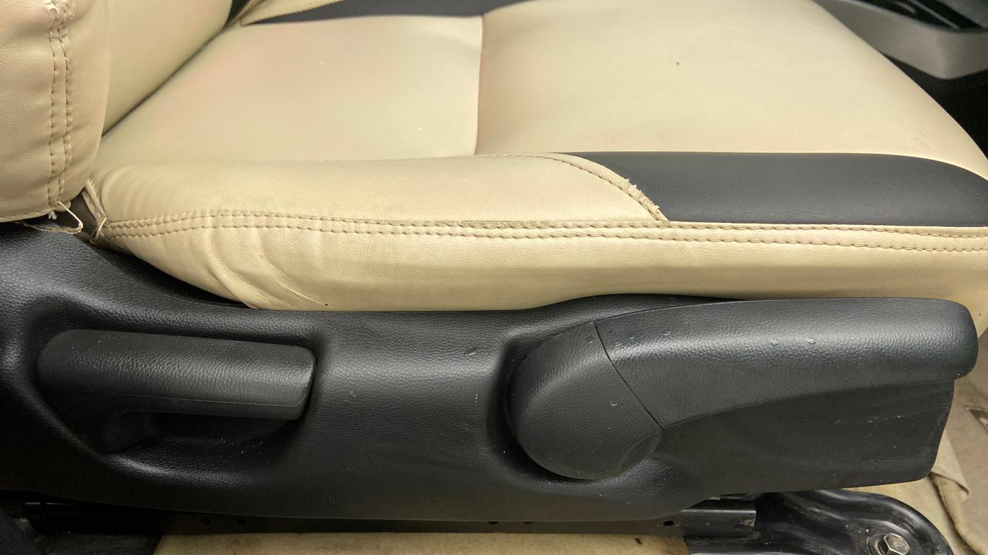 2021 Honda City V MT PETROL, Petrol, Manual, 19,216 km, Driver Side Adjustment Panel