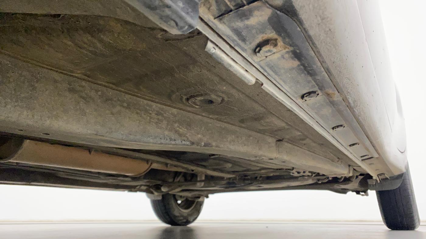 2018 Maruti Swift VXI, Petrol, Manual, 1,03,607 km, Right Side Underbody