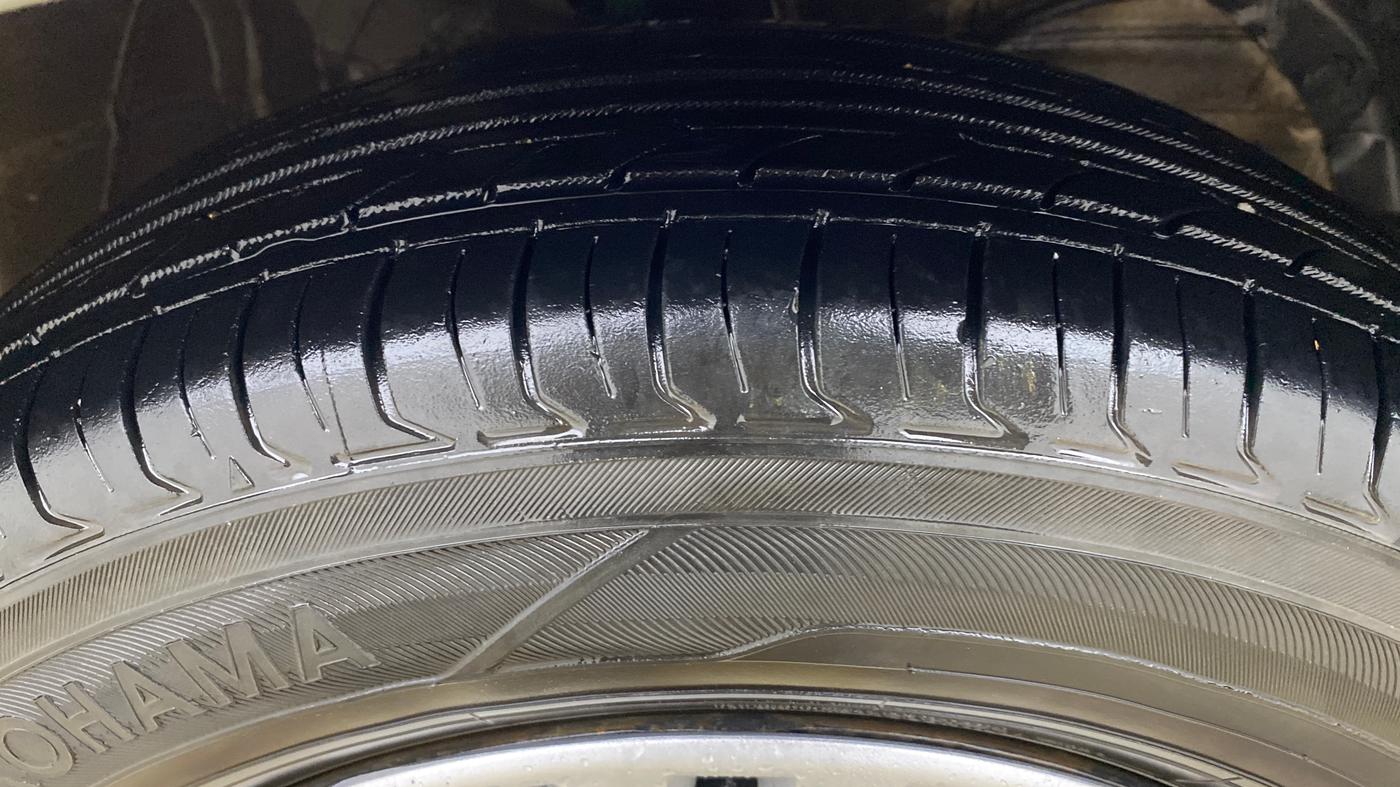 2019 Maruti Swift VXI AMT, Petrol, Automatic, 91,974 km, Right Front Tyre Tread