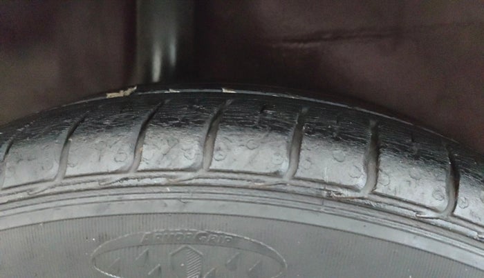 2015 Honda Jazz 1.2L I-VTEC V, Petrol, Manual, 89,663 km, Right Rear Tyre Tread