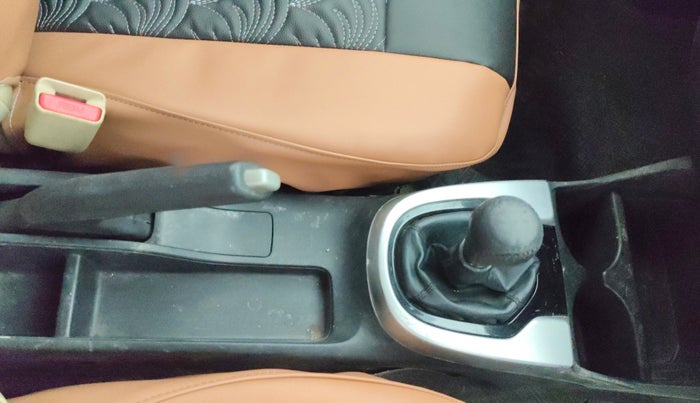 2015 Honda Jazz 1.2L I-VTEC V, Petrol, Manual, 89,663 km, Gear Lever