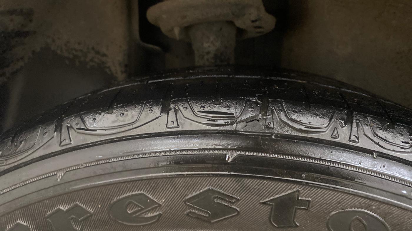 2017 Jeep Compass LIMITED 1.4 PETROL AT, Petrol, Automatic, 55,446 km, Right Rear Tyre Tread