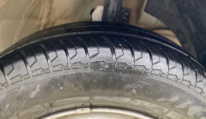2022 Maruti Dzire LXI, Petrol, Manual, 53,727 km, Right Front Tyre Tread