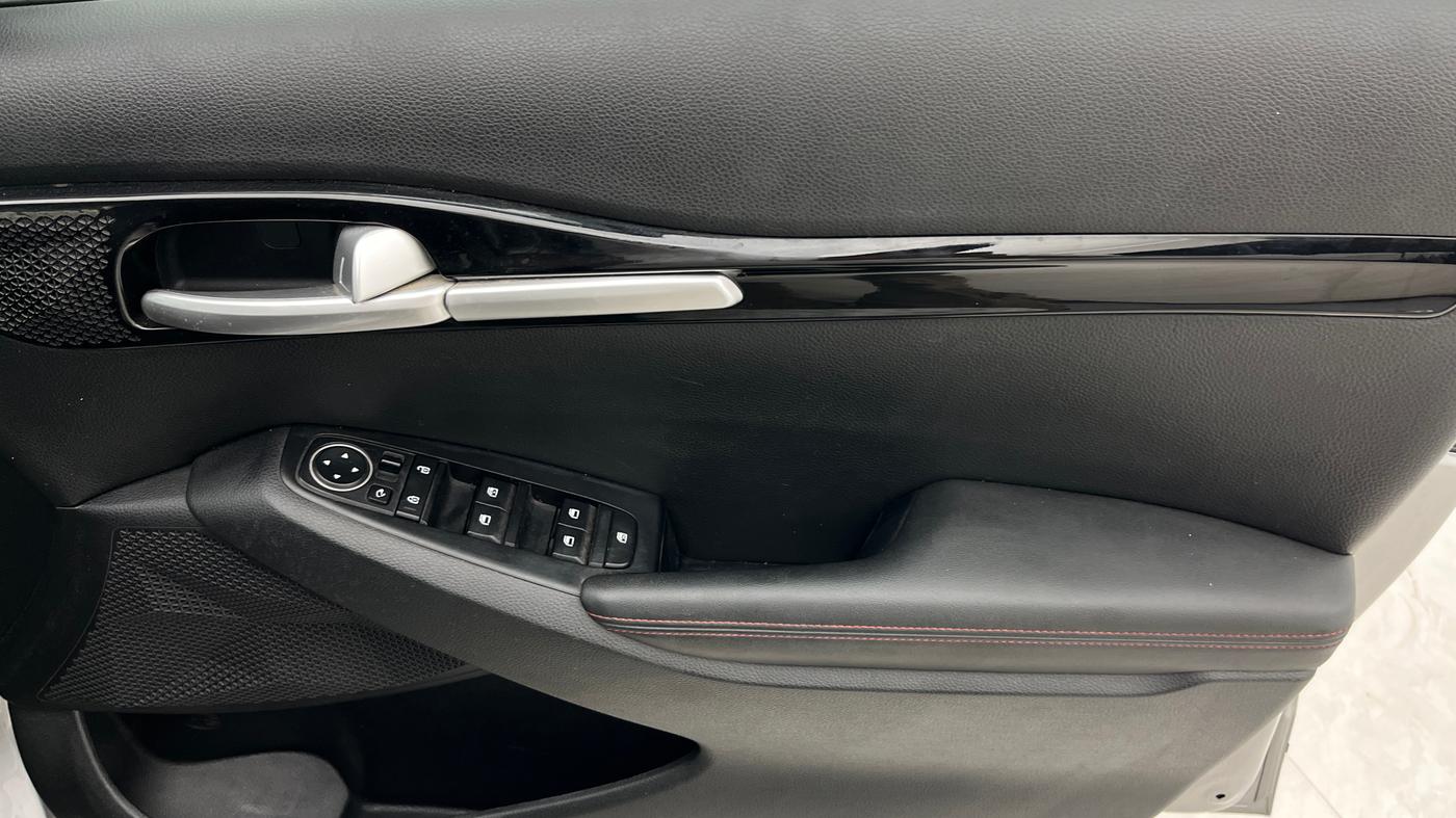 2019 KIA SELTOS GTX AT 1.4 PETROL, Petrol, Automatic, 47,767 km, Driver Side Door Panels Control