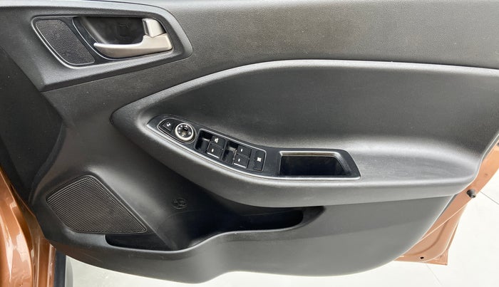 2015 Hyundai i20 Active 1.4 S, Diesel, Manual, 59,690 km, Driver Side Door Panels Control