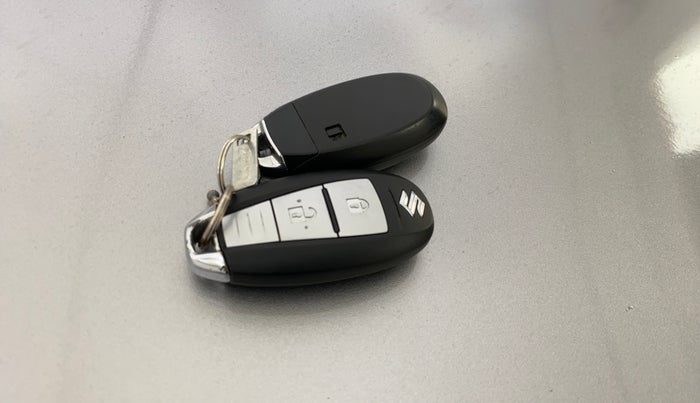 2015 Maruti Baleno ZETA PETROL 1.2, Petrol, Manual, 41,496 km, Key Close Up