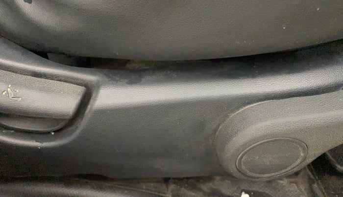 2015 Hyundai Grand i10 ASTA (O) 1.2 KAPPA VTVT, Petrol, Manual, 90,736 km, Driver Side Adjustment Panel