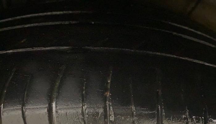 2015 Hyundai Grand i10 ASTA (O) 1.2 KAPPA VTVT, Petrol, Manual, 90,736 km, Right Rear Tyre Tread