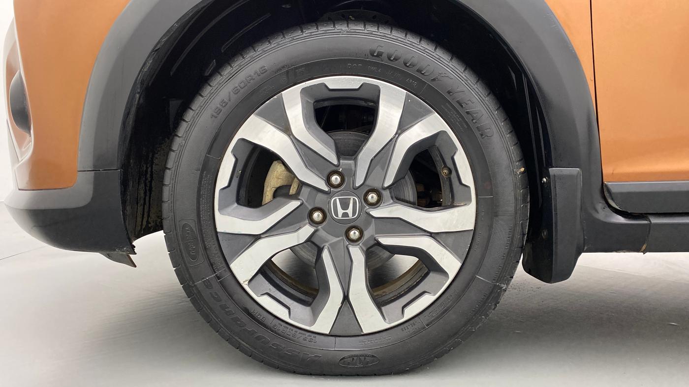 2017 Honda WR-V 1.2 i-VTEC VX MT, Petrol, Manual, 43,808 km, Left Front Wheel