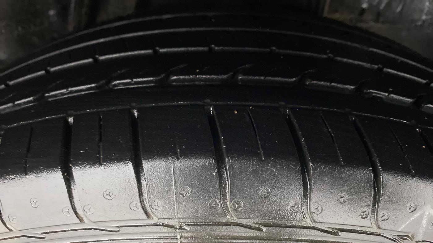 2017 Honda WR-V 1.2 i-VTEC VX MT, Petrol, Manual, 43,808 km, Left Rear Tyre Tread