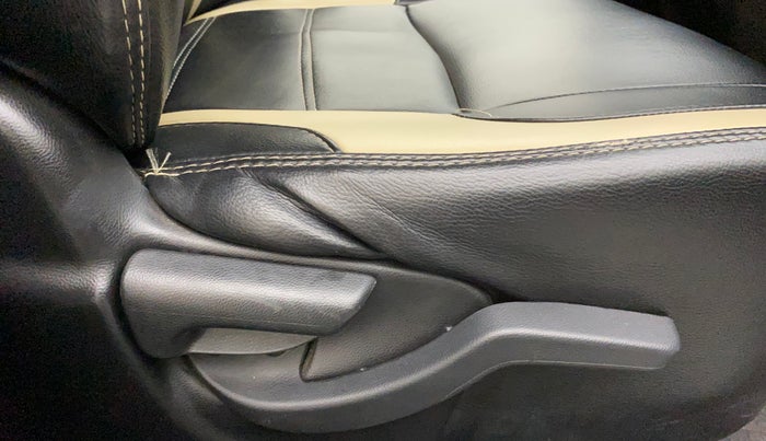 2017 Honda BR-V 1.5L I-VTEC V CVT, Petrol, Automatic, 53,921 km, Driver Side Adjustment Panel