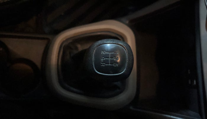 2018 Hyundai Xcent S 1.2, Petrol, Manual, 73,540 km, Gear Lever