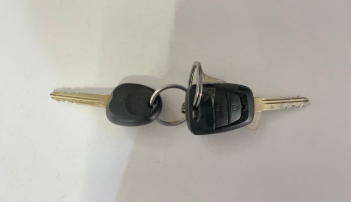 2018 Hyundai Xcent S 1.2, Petrol, Manual, 73,540 km, Key Close Up