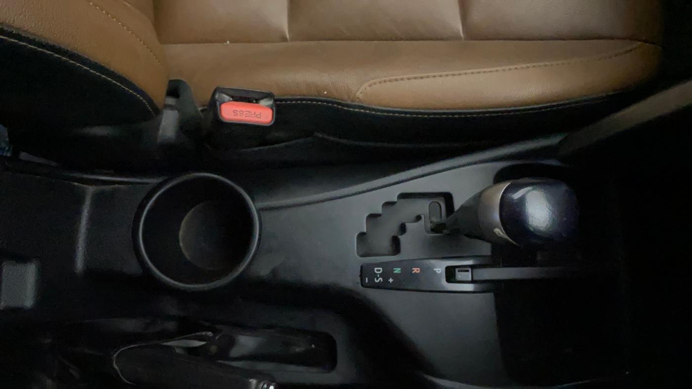 2021 Toyota Innova Crysta 2.7 ZX AT 7 STR, Petrol, Automatic, 62,142 km, Gear Lever