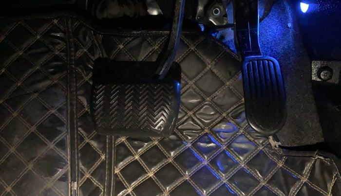 2021 Toyota Innova Crysta 2.7 ZX AT 7 STR, Petrol, Automatic, 62,044 km, Pedals