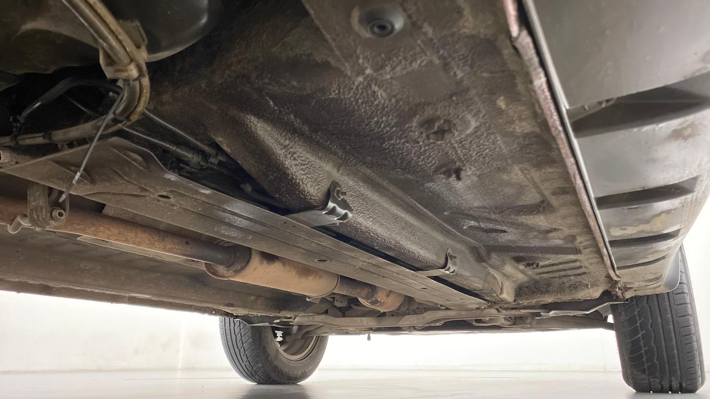 2019 Renault Duster RXS 106 PS MT, CNG, Manual, 30,212 km, Right Side Underbody